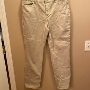 Bandolino Jeans. Size 12. NWOT.$19.90
